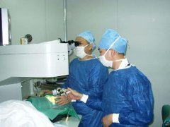 日本治疗白内障,日本治疗白内障手术